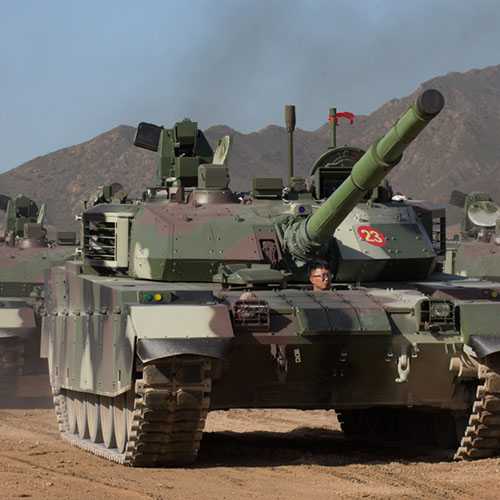 八發(fā)八中！兵器工業(yè)集團(tuán)多款“裝甲與反裝甲”武器首次公開(kāi)實(shí)彈射擊