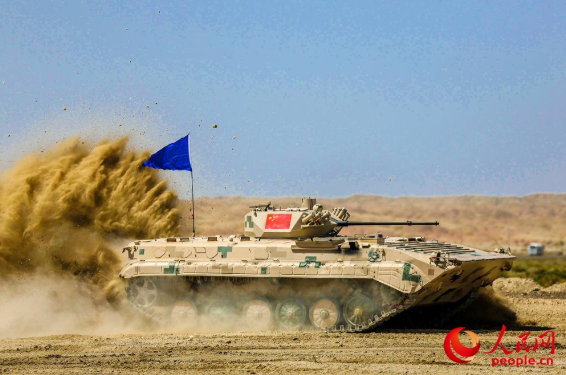 環(huán)球網(wǎng):又是第一！“蘇沃洛夫突擊”接力賽中國隊(duì)摘冠